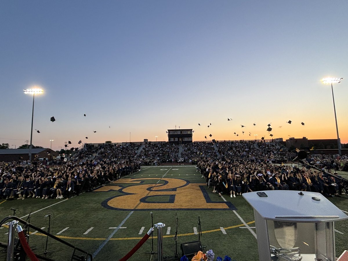BG_Bison's tweet photo. Beautiful night to celebrate the Class of 2024! ππ #214grad https://t.co/fXLPZCQPYH