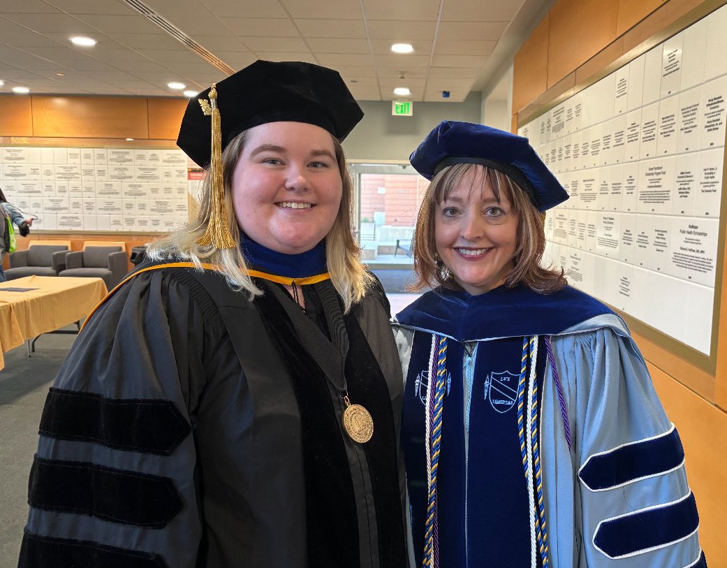 laurent413's tweet photo. Got to wear the silly outfit of my dreams this week 🎓

#PhDone #CUAnschutzGrad https://t.co/U5A1ehmsT9
