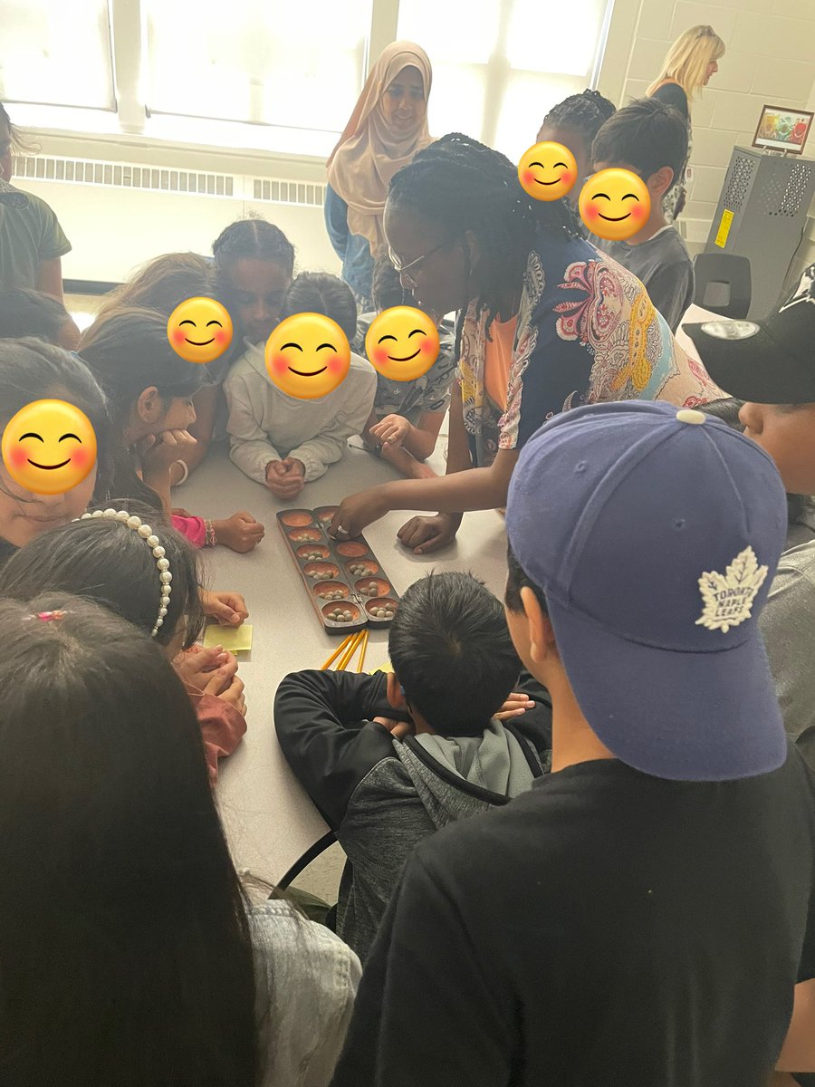 FairviewPSPDSB's tweet photo. Today was an exciting day for @FairviewPSPDSB’s BSA and MSA Ss who visited @PeelSchools’ Centre for Black Excellence to learn more about the #EthicsofCare and #Oware. Ty to Centre staff for the wonderful learning. Ss can’t wait to share with others at school! @NancyTucciarone https://t.co/S7sC9cMQGR