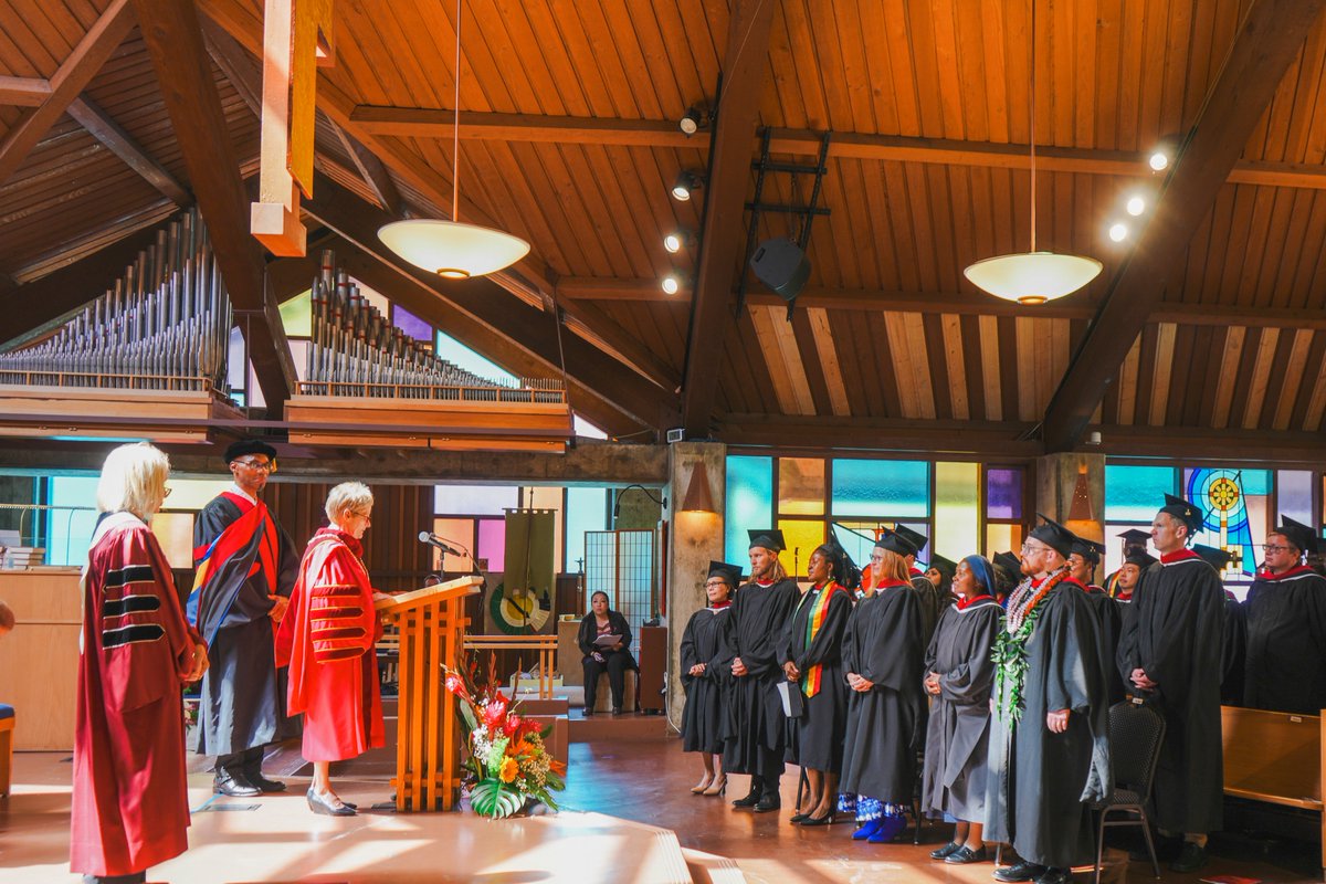 SantaClaraUniv's tweet photo. It's officially Grad SZN at Santa Clara! โค๏ธ
Help celebrate #SCU2024 by leaving a message for the graduates. ๐ฌ
๐ธ: Photos from the Jesuit School of Theology of Santa Clara University's (@jstscu) commencement ceremony on May 18.
#SCUgrad #SCUproud #JesuitEducated https://t.co/FGqAvnba62
