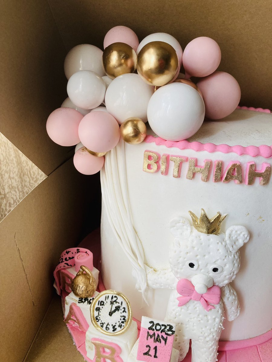 abegailscakes1's tweet photo. Teddy Cake.
#abegailscakes #cake #abegailsdesignercakes https://t.co/l19BueWgZ2