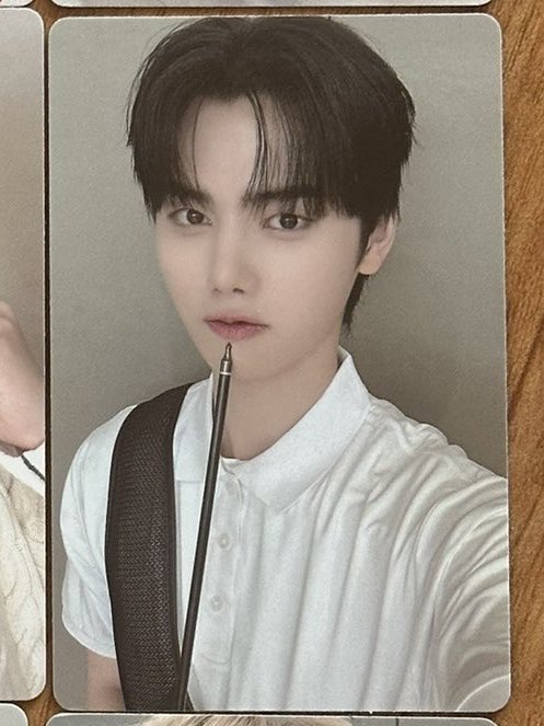 살다살다 양궁 화살로 애교부리는사람처음봄 ㅋㅋ
귀엽따 ♥︎