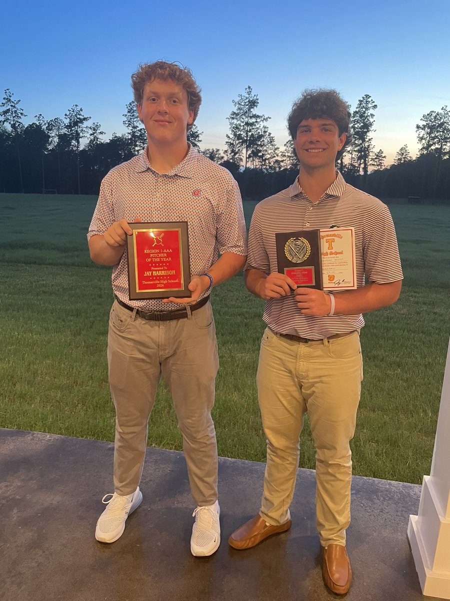 Blessed to receive Region 1-3A Pitcher of the year. Thank you to all coaches and <a href="/btallen04/">Brandon Allen</a> for catching every inning! <a href="/THSBulldogsBall/">THS Bulldogs Baseball_official</a> @ECBAstrosFrye