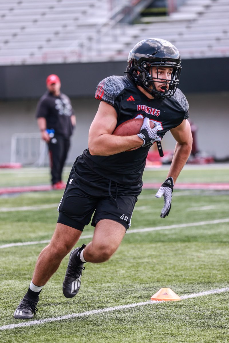 StPX_Football's tweet image. Please help us welcome former Lancer standout and D1 Linebacker home. He will be joining our coaching staff in 2024. 
#LancerUp