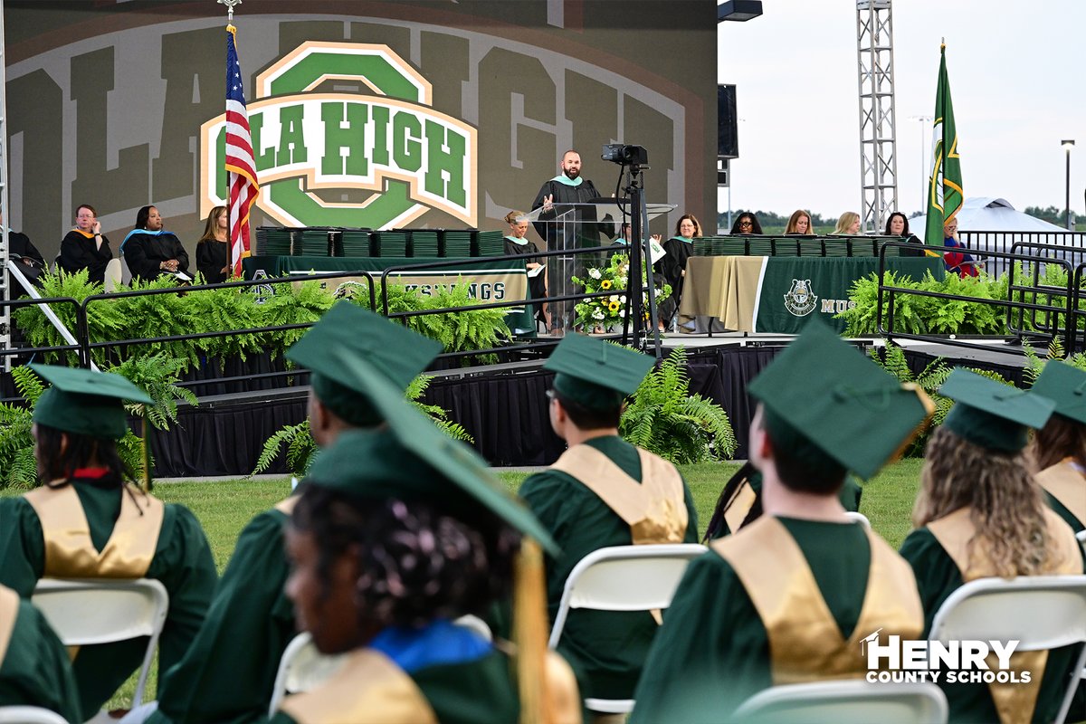 Congratulations to @OLH_HCS's #Classof2024! Your strength, determination, and Mustang spirit have brought you to this milestone moment. Best wishes for a bright and successful future!
#WinningforKids #HenryProud #YouBelongInHenry