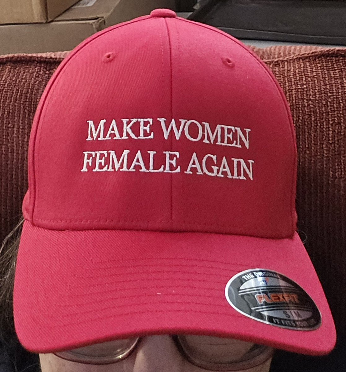 @alx This is my red hat!!!
#LetWomenSpeak
#WomenWontWheesht
#WomenTweet