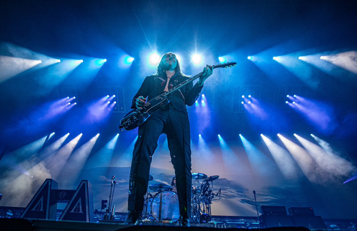 Fiserv Forum (@fiservforum) on Twitter photo A magical Tuesday night with @gretavanfleet to close out their spring Starcatcher World Tour! 🤘✨🔥🫶
📸 <a href="/Helby9/">Ty Helbach Photography</a> A magical Tuesday night with @gretavanfleet to close out their spring Starcatcher World Tour! 🤘✨🔥🫶
📸 <a href="/Helby9/">Ty Helbach Photography</a>