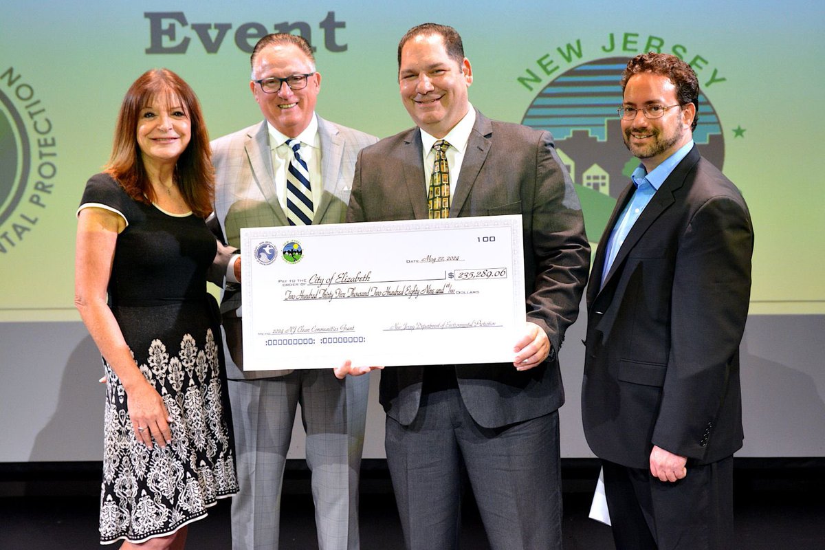 The City of Elizabeth was awarded a Clean Communities Grant on behalf of the New Jersey Clean Communities Council (NJCCC) and the state Department of Environmental Protection.