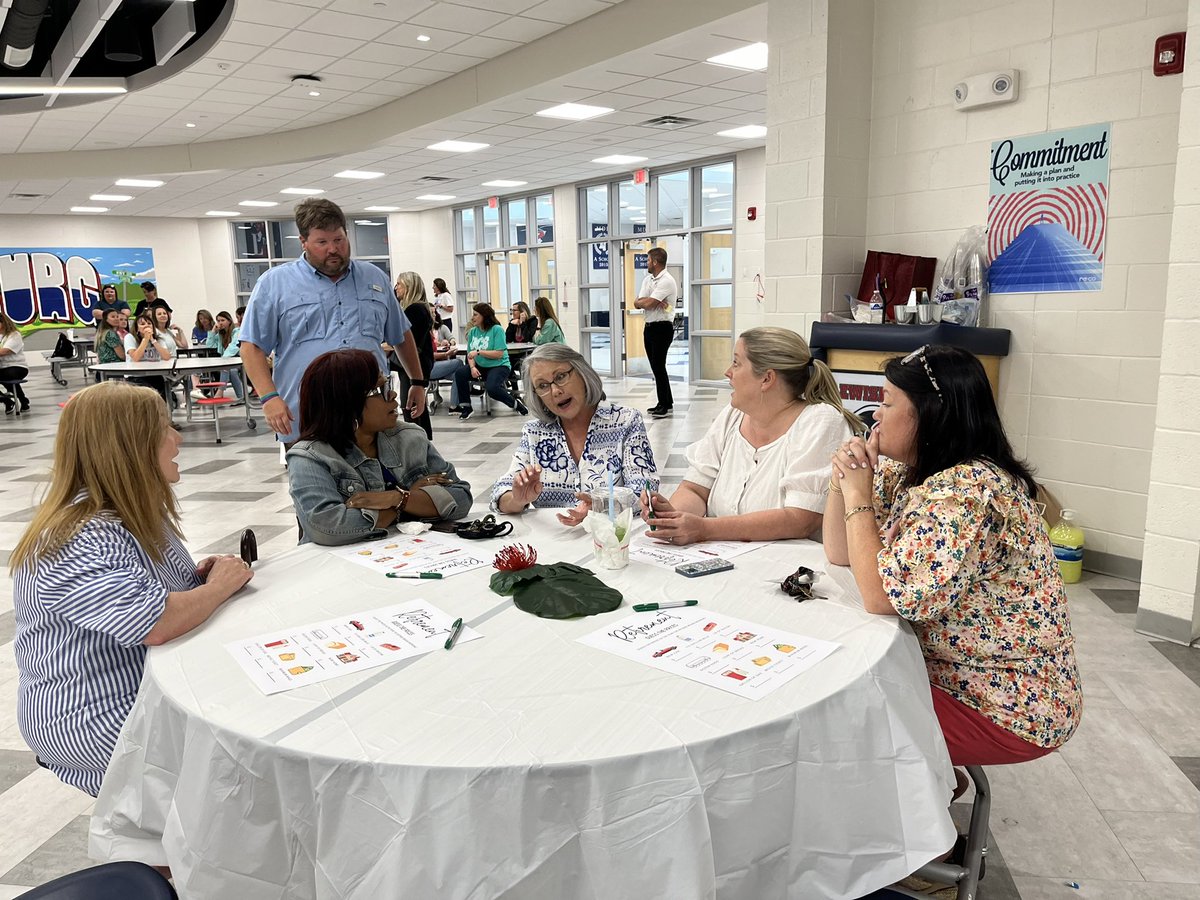 Lewisburg Middle PTO tweet media