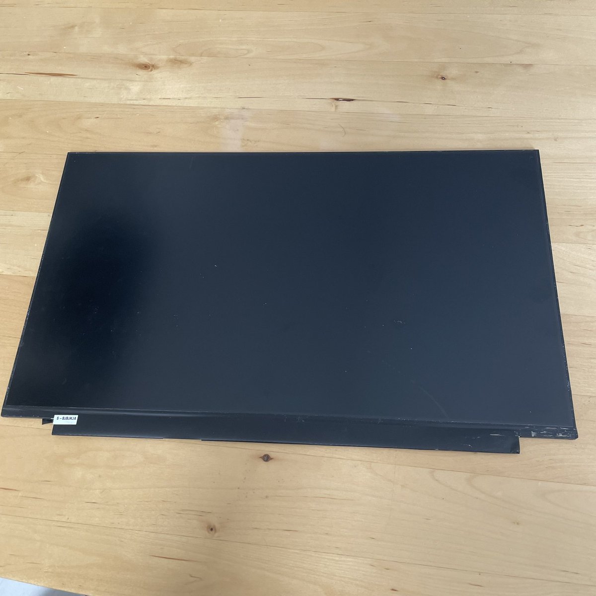 先日はPC修理を行いました。
PCの画面がつかなくなったということで液晶修理をさせていただきました。
PCの修理や中古販売もQQ修理にお任せください。
 #スマホ修理 #米子 #皆生 #倉吉 #日吉津 #PC修理 #iPhone #スマホ #android #iPad #PC #QQ修理