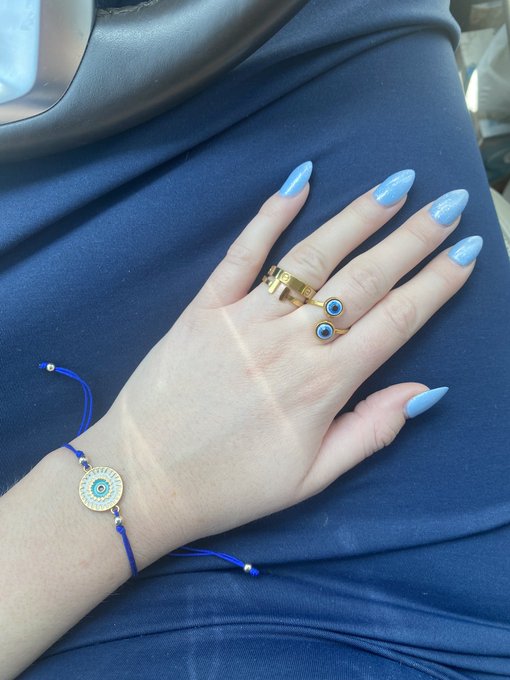 Watch Madison M's leaked NSFW photo on TwXstars