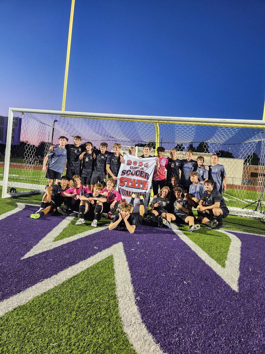 NHSboysSoccer's tweet photo. Back like we never left.. State bound https://t.co/xSB5LyCW9V