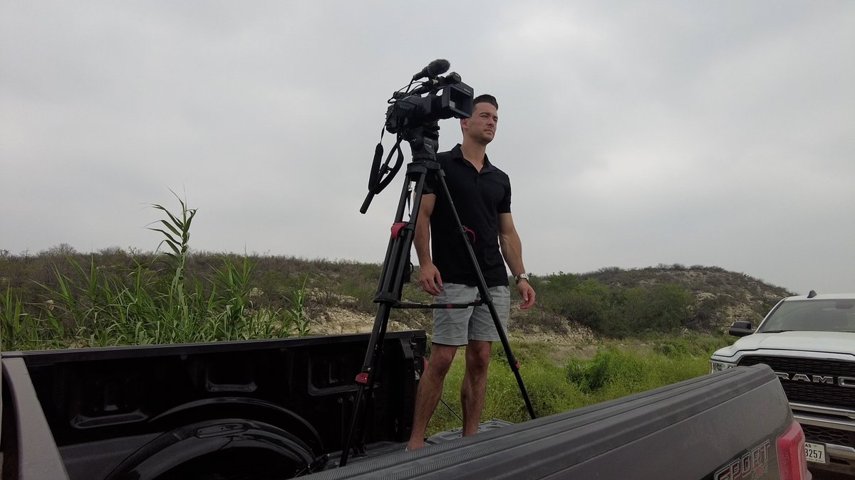 BillSchammert's tweet photo. Can't say enough about @EddieMesselTV - he's been  a great partner on our @KETV trip the U.S.-Mexico border. 

This sports guy turned news guy knows all about hustle, hard work, and getting the job done. He's been a perfect teammate for our coverage! https://t.co/5qhedfZ4OY