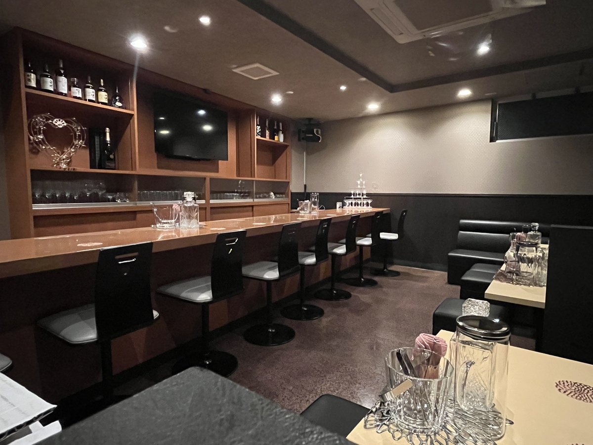 subculbaryu_ki's tweet photo. 本日より姉妹店
Lounge cherry cherry🍒
5/23.24プレオープン致します‼︎

グランドオープンは5月25日(土)です🙇‍♂️
皆様のご来店心よりお待ちしております✨

サブカルBAR遊㐂は
5/25までお休みです😪
#大村市 #長崎 #Lounge #ラウンジ
#cherrycherry #チェリーチェリー
#キャバクラ #キャスト募集 https://t.co/76LpBXxPzr