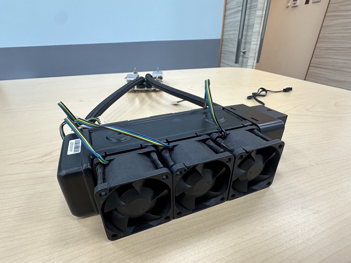 Dynatron_C's tweet photo. Usage scenarios and applicable models of liquid coolers👉https://t.co/WJhuKc9XvQ
#diycooling #liquidcooler #watercooling #aiocooler #watercooledpc #liquidcoolermanufacturer #cpucoolingfan #cpucooler #cpu #amd #gpu https://t.co/fYlcbXsjoG