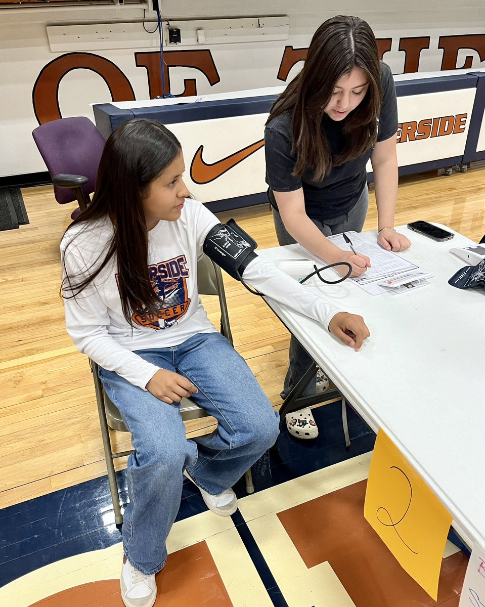 Thank you to Dr. Alvarado, his staff, and our awesome student trainers for another successful physical day #riverside4ever #saddleup @Riverside_4ever 🤠 ⚕️🏈🏐🏊🏼🎾🏀🤼‍♂️🏌️‍♂️⚾️🥎