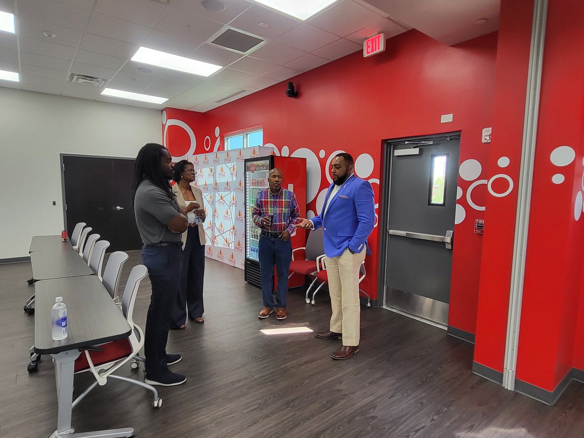 Darryl Rouson (@darrylrouson) on Twitter photo Spent the morning touring the #Cocacolabeverageflorida location in Pinellas County. The information shared was refreshing! Thank you <a href="/CokeFlorida/">Coke Florida</a>, great team and staff! Spent the morning touring the #Cocacolabeverageflorida location in Pinellas County. The information shared was refreshing! Thank you <a href="/CokeFlorida/">Coke Florida</a>, great team and staff!