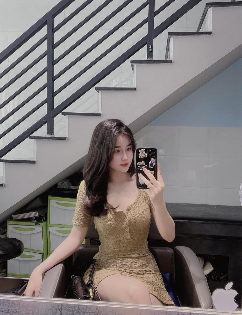 Trời hôm nay không nắng cũng không mưa 🌧 
 Anh gì ơi anh có người yêu chưa  Chéo tương tác chả đủ nha các anh chị