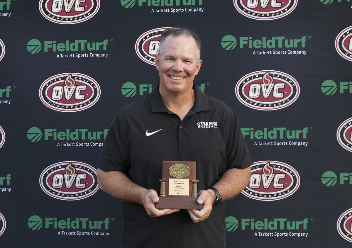 Between games tonight at the 2024 OVC Baseball Championship we honored our 2024 All-OVC teams and award winners. ⚾️ Thanks to @FieldTurf for their sponsorship of our awards ceremony. Full gallery: bit.ly/44XoRe6 | #OVCit