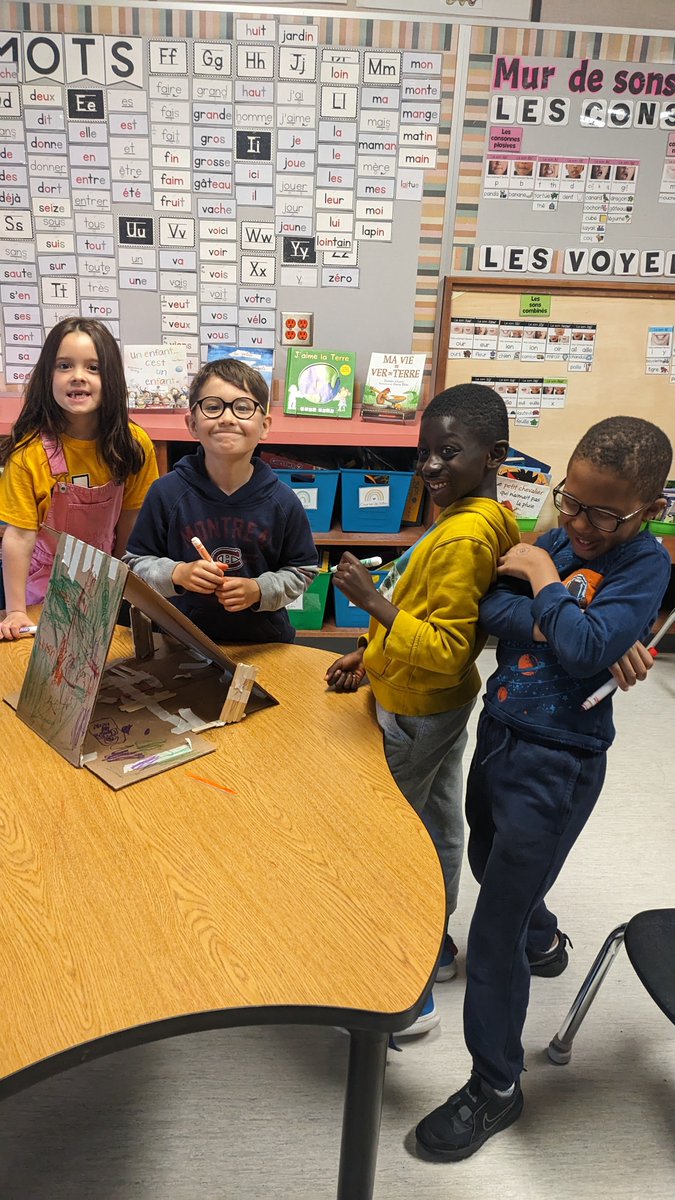 At <a href="/HRosaryWaterloo/">Holy Rosary Catholic School - Home of the Rays!</a> we 🩷 ESQ!

Engineering Science Quest visits the primary classes of Holy Rosary and these incredible engineers, scientists and physicists invite students to explore STEAM topics through hands-on investigation!