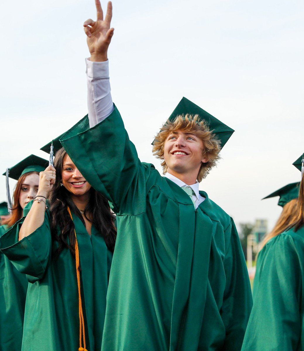 EVSC1's tweet photo. Tonight we celebrate the remarkable North Huskies! Your journey through high school has been filled with challenges and triumphs, and you have emerged stronger and more resilient. We are so proud of all your accomplishments and the young adults you have become. Congratulations, graduates! #EVSCProud #ClassOf2024