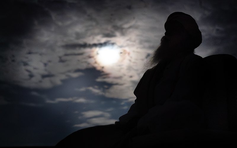 Sadhguru tweet media
