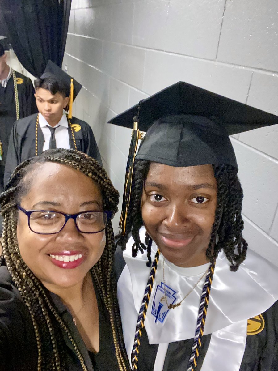 atiba31's tweet photo. Congrats to my favorite 2024 graduate!!! I love you a baby!!! https://t.co/XY93PmHycK