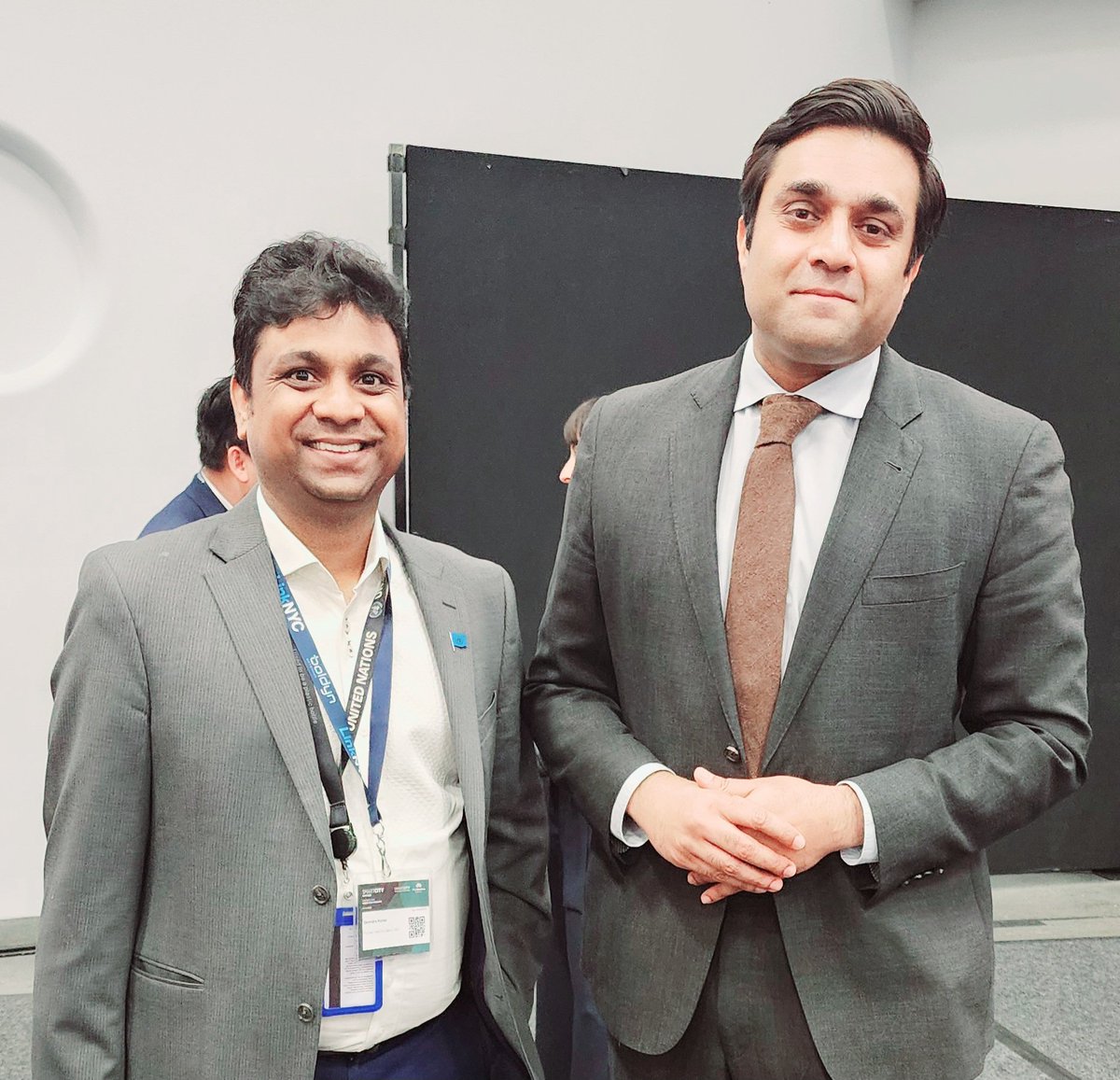 Brief introduction with  Dr. Ashwin Vasan , Commissioner of Health, New York Health Department. A Gem of Person and World Health Leader having the the deepest insights of #PublicHealth... 

#Nyc Ladli Foundation Awdheshanand Giri Vijay Paulraj