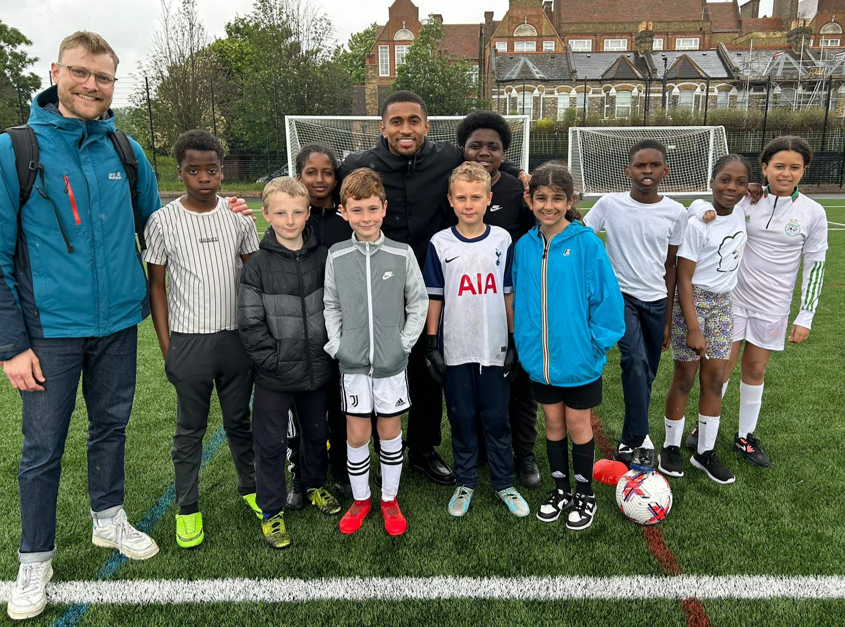 keyworthprimary's tweet photo. We were so proud of year 6 yesterday when they took part in the Mentivity x Goldman Sachs Football Tournament in Burgess Park Wednesday. They competed against 16 other local schools and did Keyworth proud! ⚽️ https://t.co/jo8P4PRcgU
