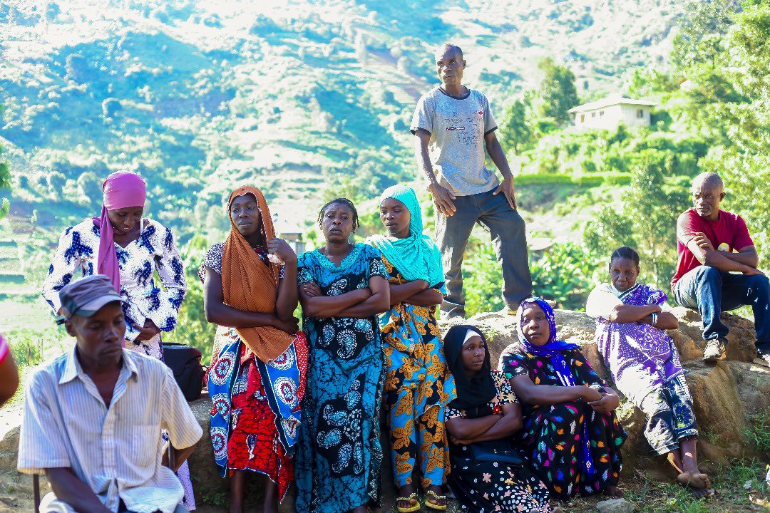 gesgemo's tweet photo. We aim to empower the Community! In our recent activity we visited Ruvuma village in Morogoro. The theme of the event was « Empowering steps: Education, Equality and Youth Activation! »

#getstartedgetmoving #goodvibes #keepdreaming #keepgoing #becomebetter #becomemore #grow https://t.co/xOHpSS9bSL