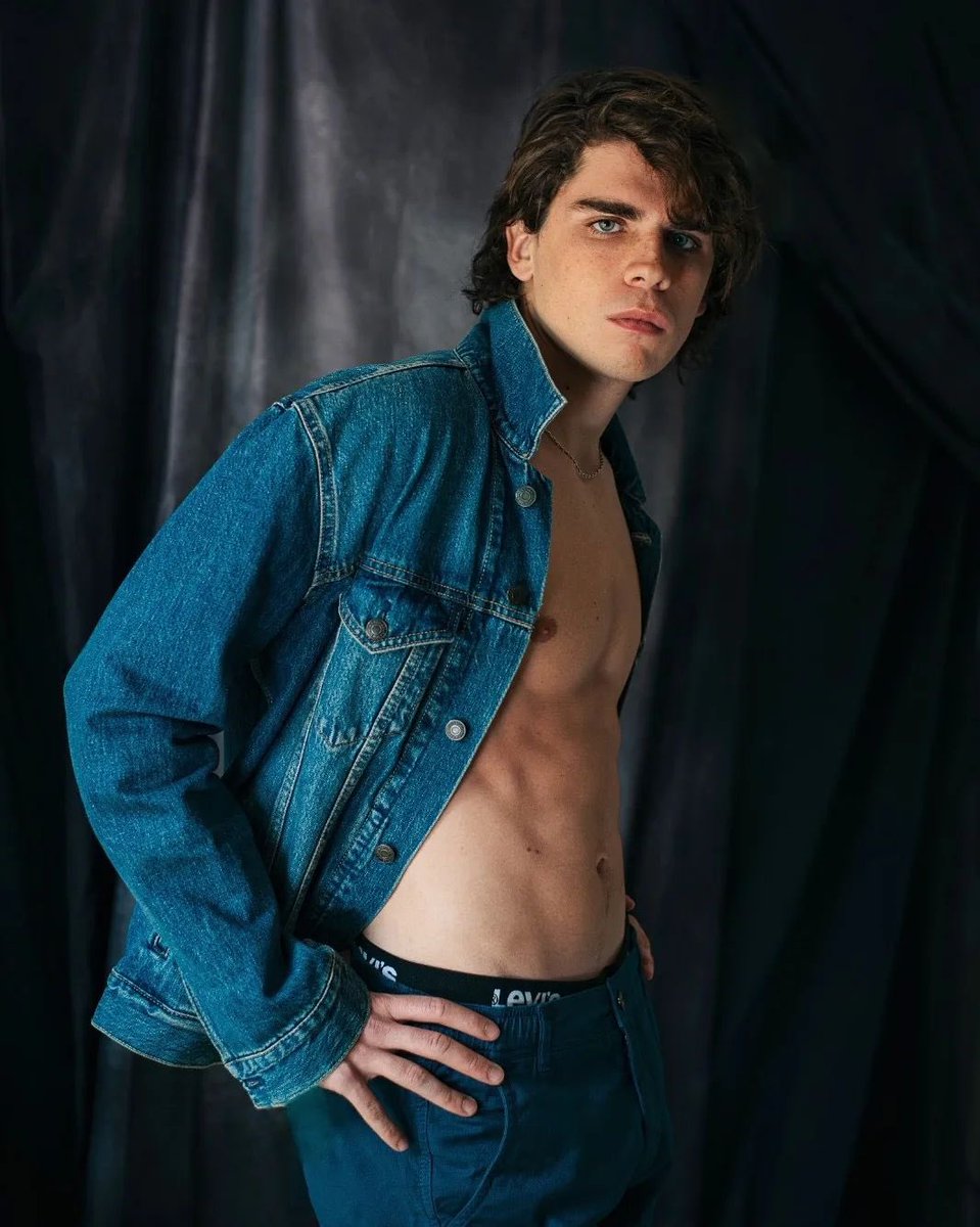 pughstappen's tweet image. PODEMOS HABLAR DE LOS ABDOMINALES DE FELIPE ???