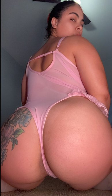 Up and horny where are those hard cocks ? https://t.co/zhy1TnU2d7