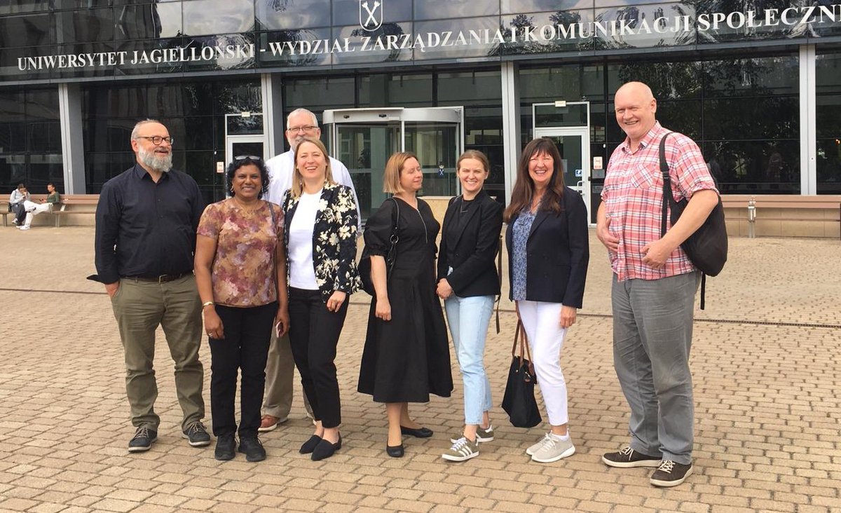 Professor Michelle Jones (@michellesjones1) on Twitter photo <a href="/Spencer_Fdn/">Spencer Foundation</a> Research team meeting in Poland <a href="/CardiffMetCSE/">Cardiff School of Education & Social Policy</a> <a href="/JagiellonskiUni/">Uniwersytet Jagielloński</a> Investigating Educational Policy-Making and its Responsiveness to Challenges in the World <a href="/AlmaHarris1/">Professor Alma Harris</a> joining virtually <a href="/JlongvilleJulia/">Professor Julia Longville</a> #CIRLE <a href="/Spencer_Fdn/">Spencer Foundation</a> Research team meeting in Poland <a href="/CardiffMetCSE/">Cardiff School of Education & Social Policy</a> <a href="/JagiellonskiUni/">Uniwersytet Jagielloński</a> Investigating Educational Policy-Making and its Responsiveness to Challenges in the World <a href="/AlmaHarris1/">Professor Alma Harris</a> joining virtually <a href="/JlongvilleJulia/">Professor Julia Longville</a> #CIRLE