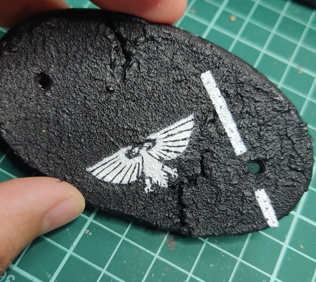 warhawed's tweet photo. Las motos van haciendo brum brum. Y sí, lo del suelo es mi primer freehand serio,estoy satisfecho aunque es muy mejorable. Las peanas están sin acabar aún, faltan pincel seco y algunos detallitos.
#wip #warhammer #warhammercommunity #warhammer40k #ravenwing https://t.co/OOSD7yYnnt
