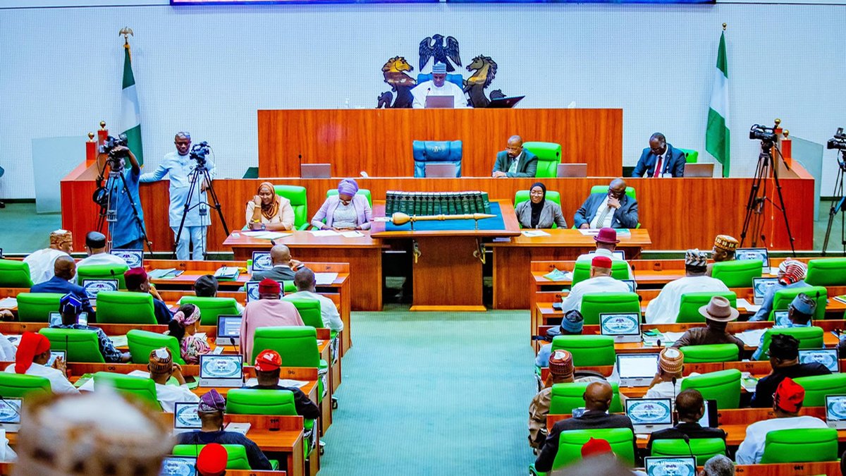 Reps demand report of $100m Islamic Bank malaria loan from Health Minister - orderpaper.ng/2024/05/23/rep…