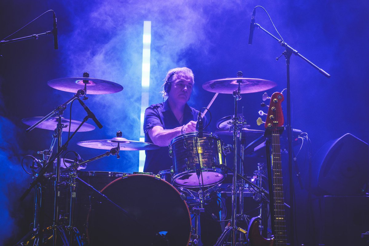 Check out some great photos from Tuesday night in Adelaide, Australia…

Next stop Sydney tomorrow night for a sold out show at the @Enmore_Theatre - we’re on stage at 8 so don’t be late!

Signed merch will be available…

📸: Kerrie Geier