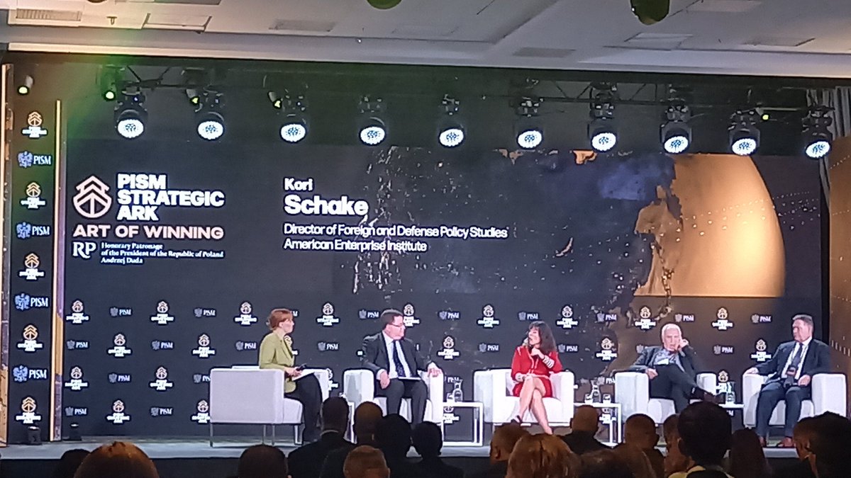 PKugiel's tweet image. "Winning in Ukraine is telling Russia clearly: get all of your troops out of Ukraine" Patrick Turner (former at NATO) in the 1st session of #Strategic_Ark while criticising West's lack of strategy on war in Ukraine
