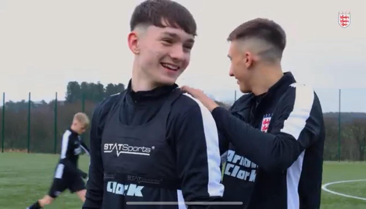 Happy 17th Birthday Macara and what a year you have had! Keeping smashing life and making us proud! 💙