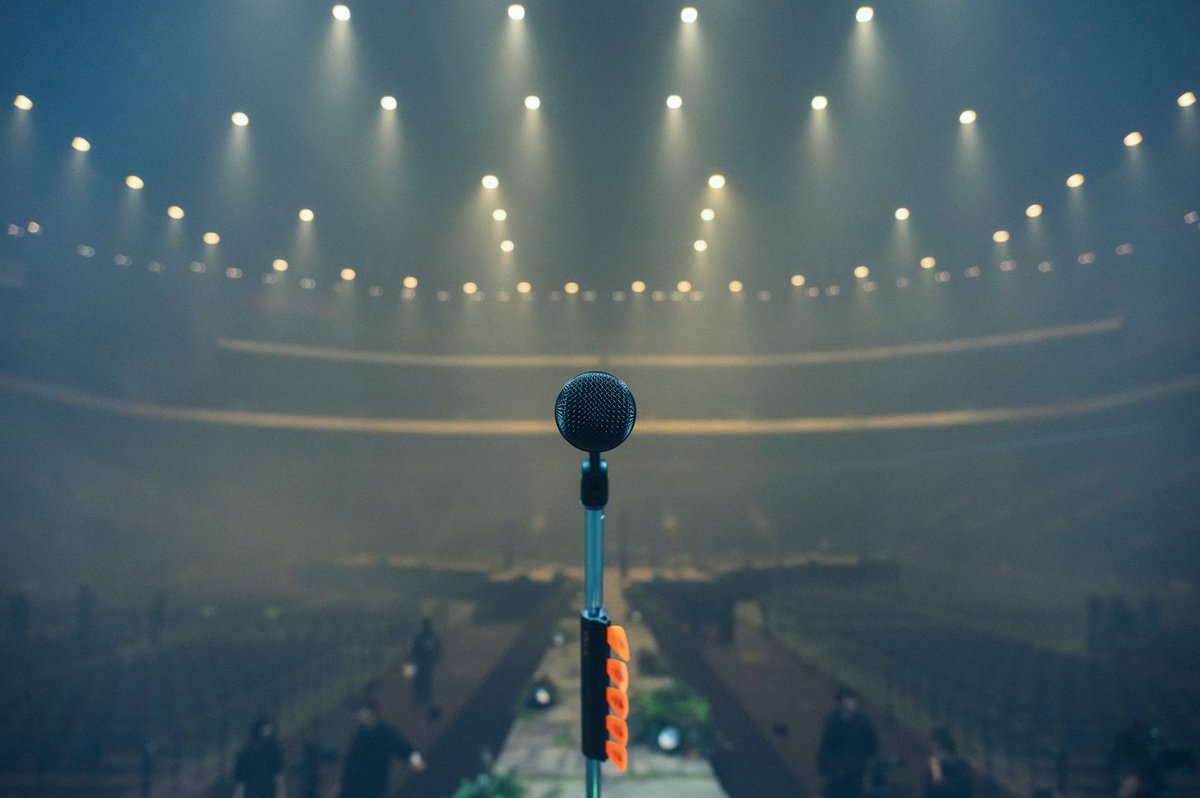 nonsense_eye's tweet photo. ━━━━━━━━━━━━
2024.5.23 19:00 JST
Eve Live 2023「花嵐」on YouTube💐
━━━━━━━━━━━━

リハーサル中、配信ライブまであと2時間⏳
まもなく開場になります。
#EveLive_Youtube
https://t.co/nCTyDS8Gg3 https://t.co/IQRwIPnHb0