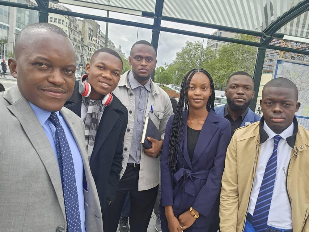 JPCongolais's tweet photo. FIERTÉ | Bravo aux étudiants de la Faculté de Droit de l’Université de Kinshasa pour leur qualification en demi-finale du prestigieux concours de plaidoiries de procès simulé devant la Cour pénale internationale, à La Haye aux Pays-Bas 🇳🇱 !

L’UNIKIN affrontera l’Université Paris Nanterre. Bonne chance pour la suite !