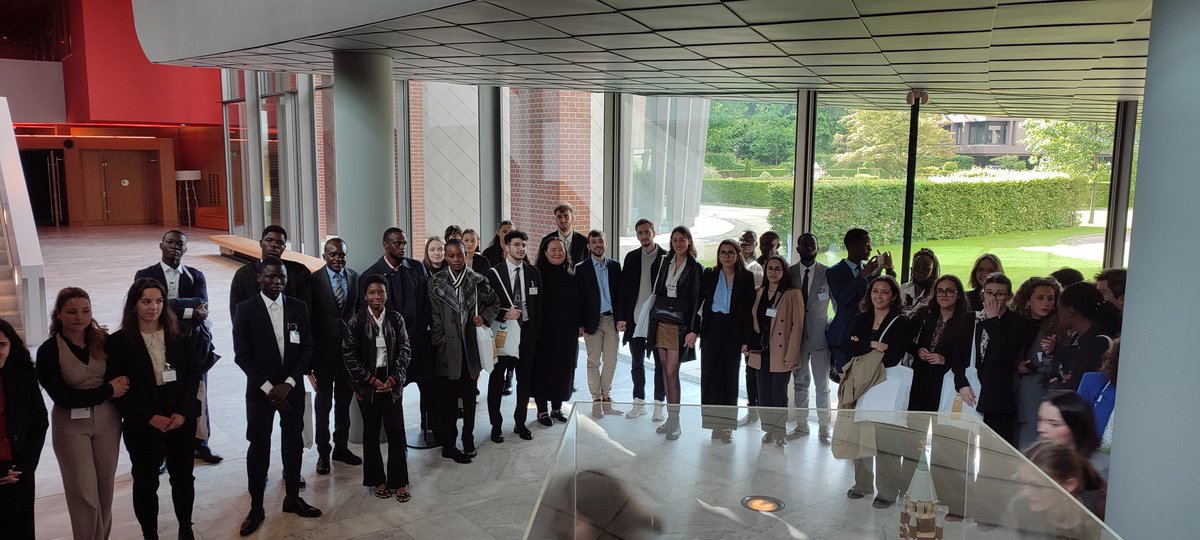 JPCongolais's tweet photo. FIERTÉ | Bravo aux étudiants de la Faculté de Droit de l’Université de Kinshasa pour leur qualification en demi-finale du prestigieux concours de plaidoiries de procès simulé devant la Cour pénale internationale, à La Haye aux Pays-Bas 🇳🇱 !

L’UNIKIN affrontera l’Université Paris Nanterre. Bonne chance pour la suite !