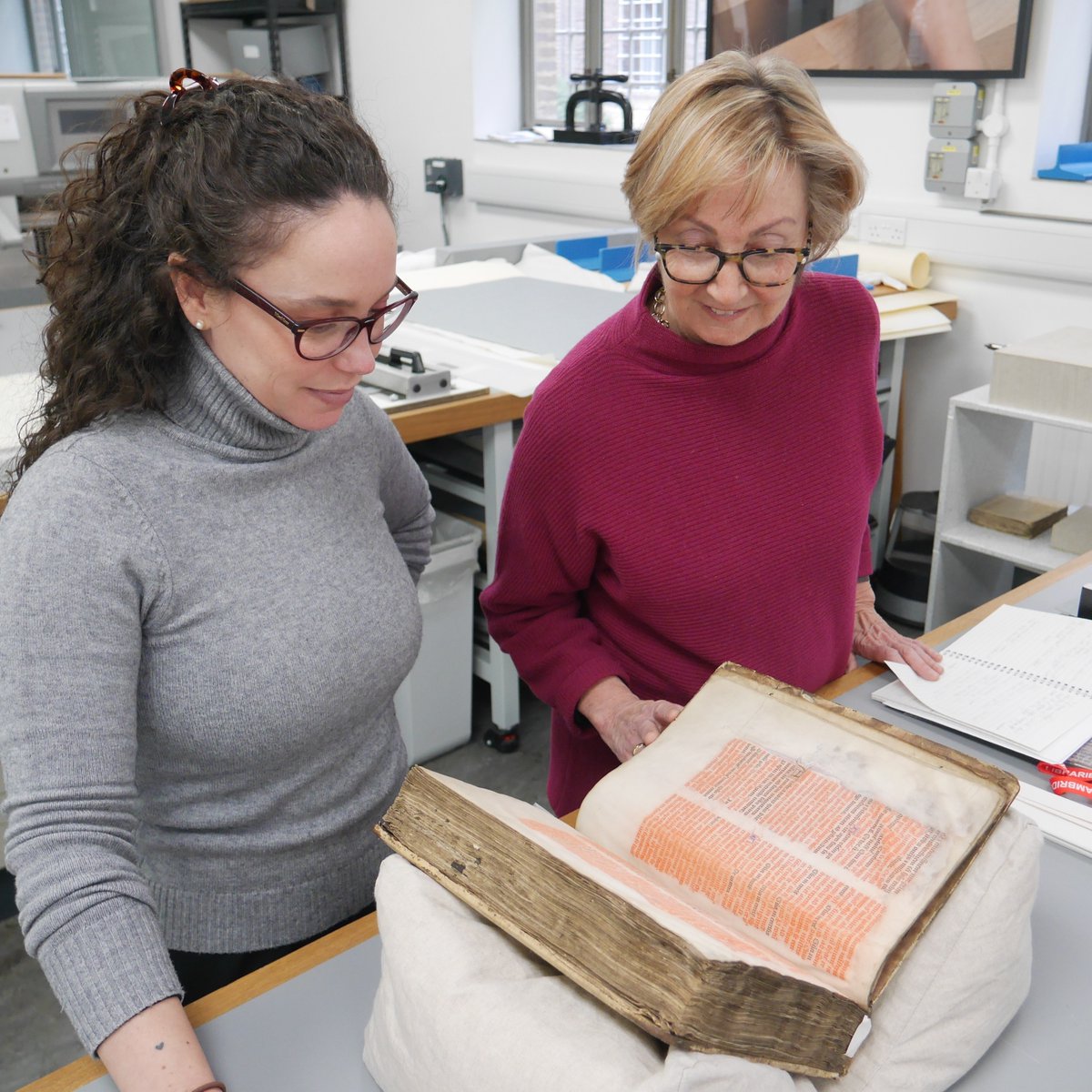 The #CULconservation team have chosen their top 10 moments from the the #CuriousCures Project. Here you can see pigment expert Cheryl Porter and CUL Conservator Marina Pelissari examining the red powdering vermillion ink in a late 14th century English manuscript (CUL Add. 451).