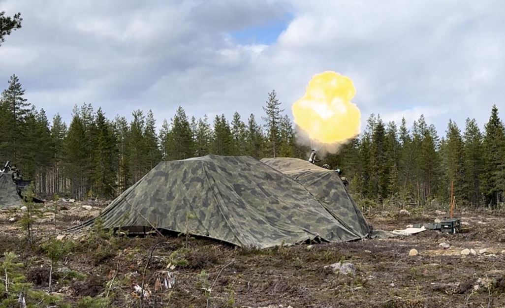 Exercise #NorthernForest 24, taking place right now with our @NATO #Allies in Finland, is part of the larger #DefenderEurope exercise that allows the @USArmy's @3_10MTNPatriots to practice #interoperability by providing lethal fires, in mass, on time, and on target. #LSGE24