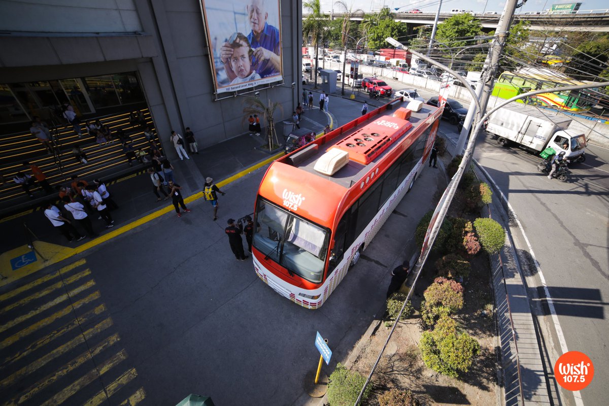 Check out the Wish Bus, parked at @SMCityBicutan for today's Roadshow!