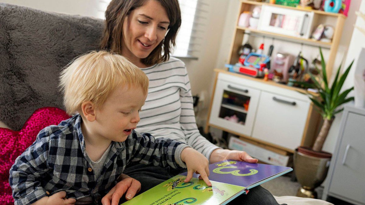Booktrust's tweet photo. And we're developing a really exciting new pilot called #StoryExplorers to support vulnerable children aged 0-7+ and their families to discover the benefits of reading together.
Foster agencies and organisations can register their interest now! (4/5)
https://t.co/rKTkC925Sp https://t.co/Xd4K0udi57