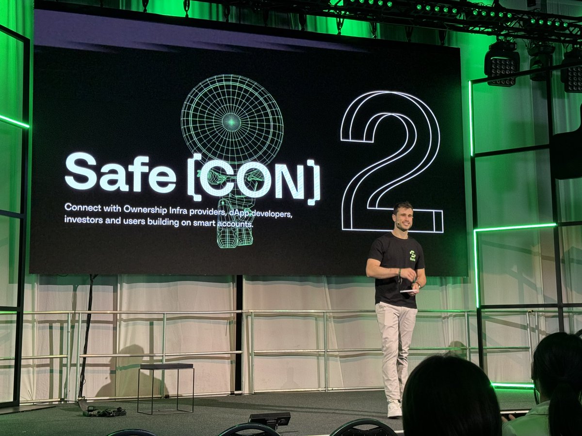 octal's tweet photo. Excited to be at the @safe #safecon2 in Berlin for @Evertas โ already talked for some people building really cool stuff. https://t.co/fhzI5LXmjn