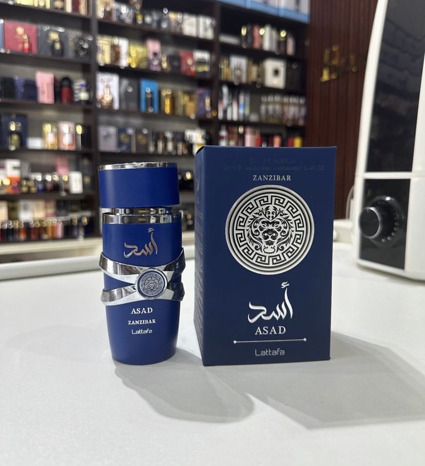 Asad Zanzibar This fragrance captures the essence of this tropical paradise in a bottle. Top notes: Black Pepper and Sea Lavender Middle notes: Salty Coconut Water and Iris Base notes: Vanilla and Incense 25,000🏷️