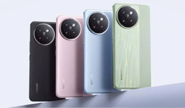 techxstreet's tweet photo. The Xiaomi 14 Civi (rumored rebrand of Civi 4 Pro) boasts:

Snapdragon 8s Gen 3 processor

6.55" FHD+ AMOLED display

Triple rear camera (possibly 50MP main)

Dual 32MP selfie cameras (standard &amp; wide)

4700mAh battery

#xiaomi #xiaomi14civi #CIVI4PRO #mi #camera #selfie https://t.co/QO6CdMHRyW