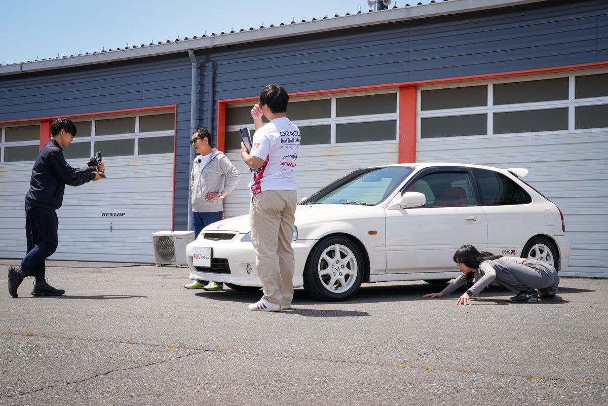 今日の19時に公開！
元祖・特別競技車両【 EK9 シビックタイプR 】👇
youtu.be/Joabt80ZYis

今回ご紹介するのは、初代のシビックタイプR。
様々な走りのステージで戦闘力を発揮した名車…EK9で走りを楽しんだ方も多いのではないでしょうか。
土屋圭市さんが思い出を語ります！

#車選びドットコム