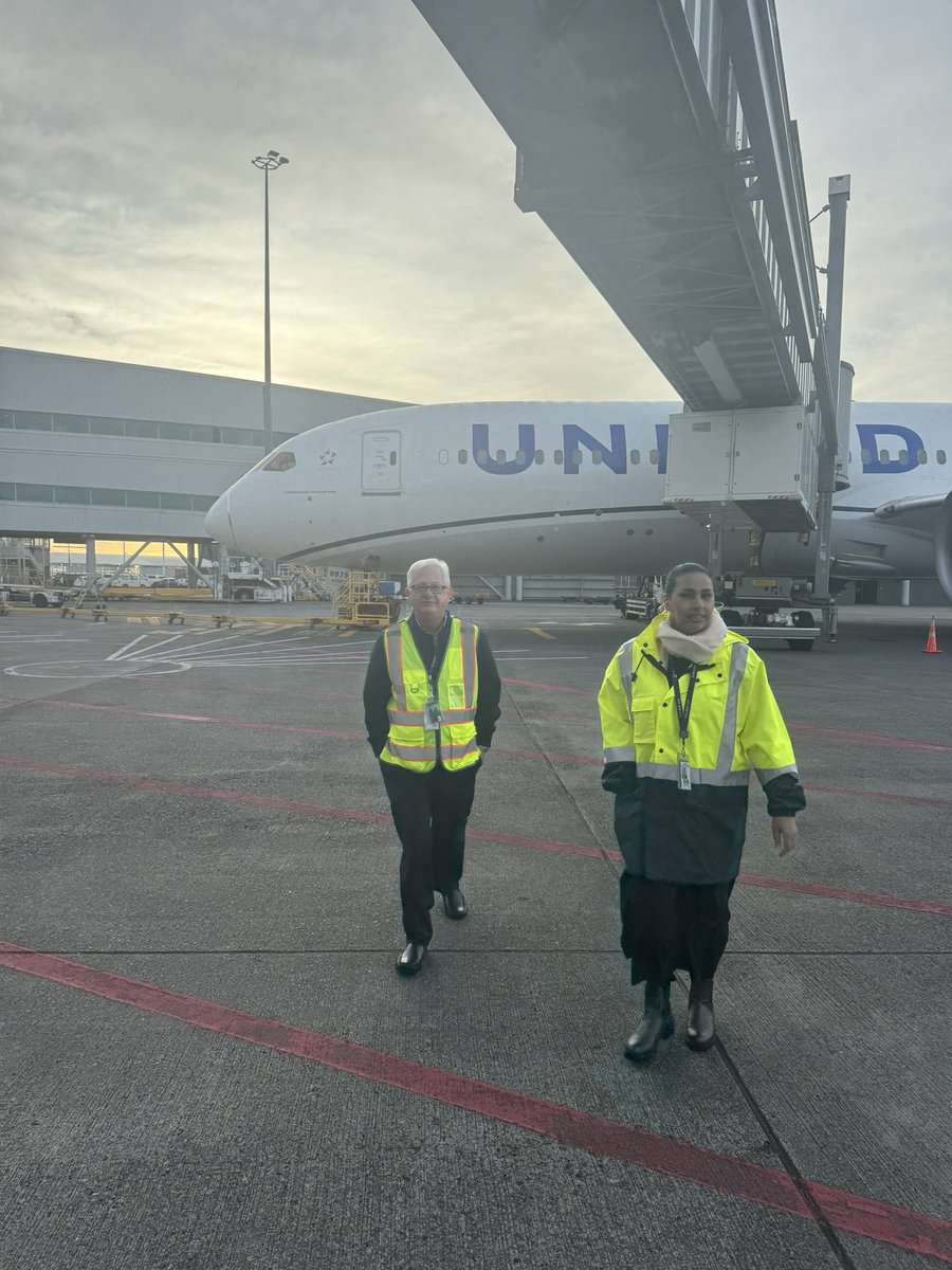 lilleys62's tweet photo. Great to spend time in AKL on the ramp and with the team 
@APACSafety @sam_shinohara https://t.co/MlfTzEUHGc